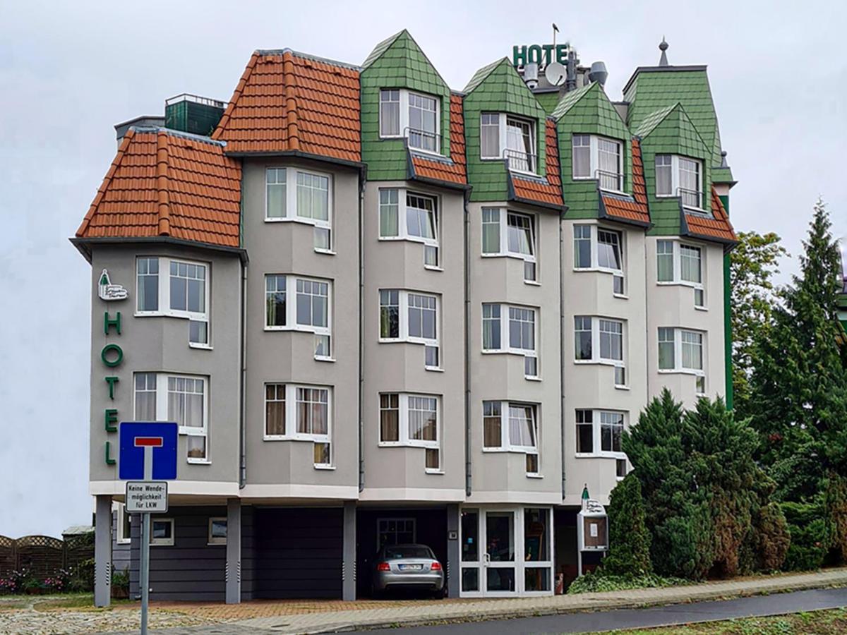 Hotel Zum Gruenen Turm Hohen Neuendorf Exteriér fotografie