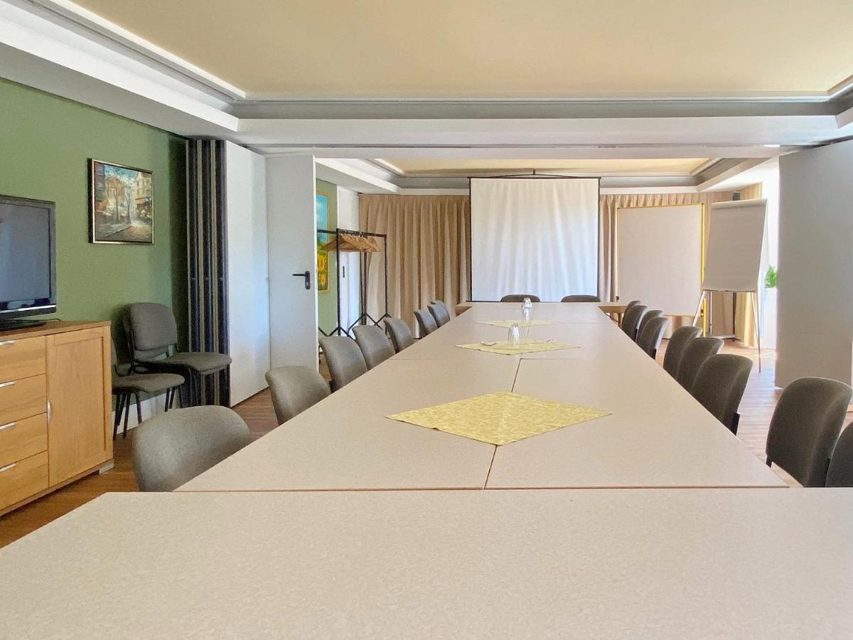 Hotel Zum Gruenen Turm Hohen Neuendorf Exteriér fotografie