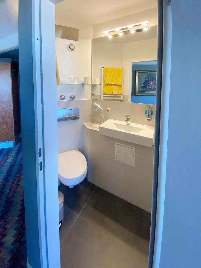 Hotel Zum Gruenen Turm Hohen Neuendorf Exteriér fotografie